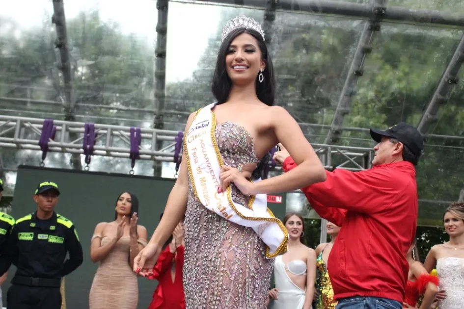 Estefanía Gómez González, de 22 años es la nueva Chica Cristal 2023. Estefanía Gómez González, de 22 años es la nueva Chica Cristal 2023.