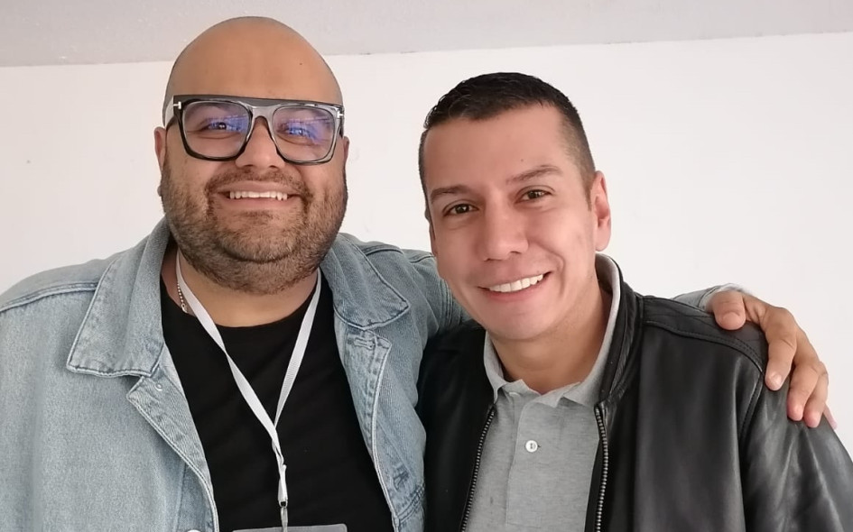 Fotos | cortesía Fenalco Caldas | LA PATRIA Chicho Arias, finalista de Máster Chef Celebrity Colombia, en compañía de Juan José Silva Serna, director ejecutivo de Fenalco Caldas. Fotos | cortesía Fenalco Caldas | LA PATRIA Chicho Arias, finalista de Máster Chef Celebrity Colombia, en compañía de Juan José Silva Serna, director ejecutivo de Fenalco Caldas.
