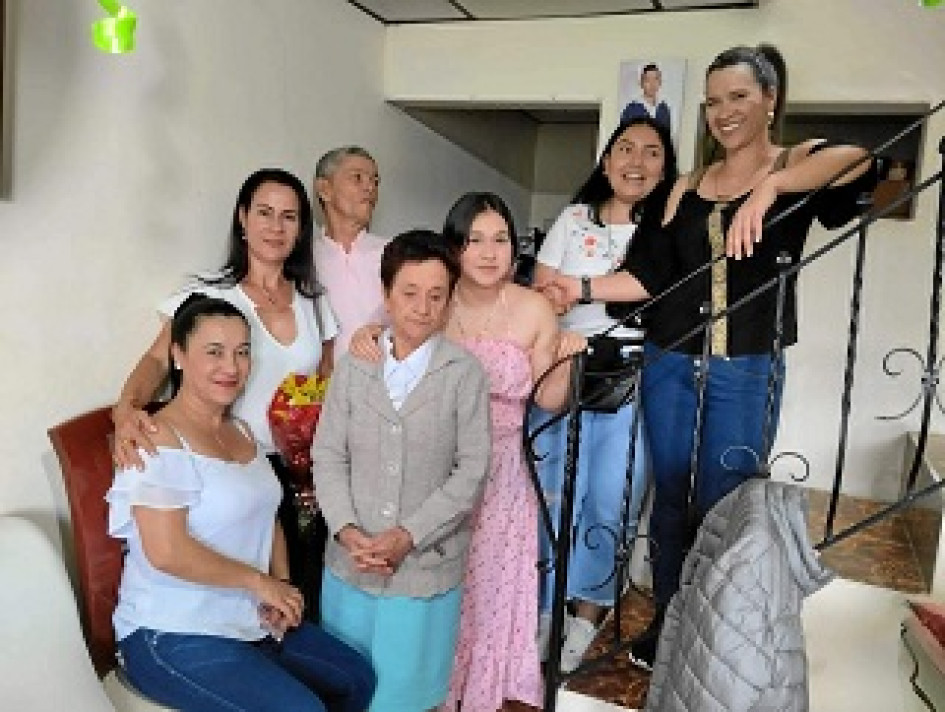 Elvira Quintero festejó su cumpleaños en compañía de sus amigas. En la imagen: Olga Quintero, la homenajeada, Jesús María Arango, Clarisa Quintero,Guadalupe Rodríguez, Valentina Aristizábal y Nubia Quintero.