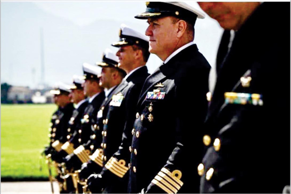 El marino Caldense oriundo de Anserma y ex alumno del Colegio San Carlos, JORGE MARIO SÁNCHEZ GARCÍA, ha sido ascendido al grado de Capitán de Navío de la Marina de Guerra de Colombia con el decreto número 2352 de fecha 29 de Noviembre/2022 del Ministerio de Defensa Nacional; sus padres, hermanos, amigos y paisanos nos regocijamos con esta distinción y le auguramos futuros éxitos en su carrera naval El marino Caldense oriundo de Anserma y ex alumno del Colegio San Carlos, JORGE MARIO SÁNCHEZ GARCÍA, ha sido ascendido al grado de Capitán de Navío de la Marina de Guerra de Colombia con el decreto número 2352 de fecha 29 de Noviembre/2022 del Ministerio de Defensa Nacional; sus padres, hermanos, amigos y paisanos nos regocijamos con esta distinción y le auguramos futuros éxitos en su carrera naval