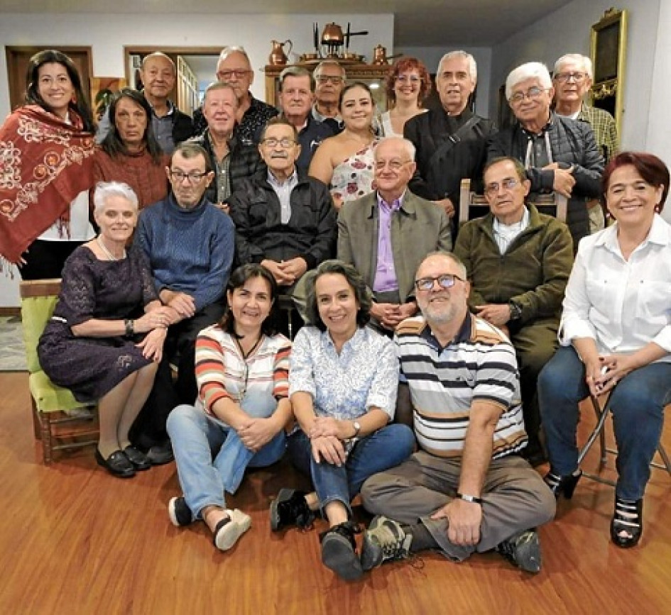 Foto | Lector | LA PATRIA Ceneida García, Piedad Quintero, Francisco Gómez, Gloria Inés Echeverri, Bernardo Sánchez, Germán Zuluaga, Javier Sánchez, Alba Luz Alzate, Olga Liliana Aguirre, Marinela Chaves, Balvino González, Albeiro Murcia, Laina Betancurt, Jorge Alberto Soto, Alberto Marulanda, Fredy Duque, Daniel Sarasty, Fernando Mejia, Paula Cuéllar, Alberto Hidalgo, Herman Estrada y José Jaramillo.