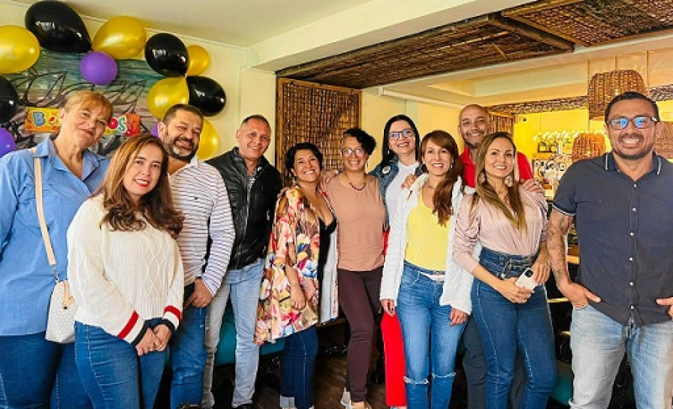 Foto | Cortesía | LA PATRIA Gloria Nancy López Sanz, Lina María Zuluaga Restrepo, José Fernando Osorio Llanos, Edwin Osorio González, Luisa Fernanda Cardona Calle, Paula Andrea Valdés Pinilla, Sandra Rivera Ossa, Diana Echeverry Hoyos, Mauricio Antonio Ocampo Flórez, Alejandra Cortés García y José Alexander Rivadeneira. Foto | Cortesía | LA PATRIA Gloria Nancy López Sanz, Lina María Zuluaga Restrepo, José Fernando Osorio Llanos, Edwin Osorio González, Luisa Fernanda Cardona Calle, Paula Andrea Valdés Pinilla, Sandra Rivera Ossa, Diana Echeverry Hoyos, Mauricio Antonio Ocampo Flórez, Alejandra Cortés García y José Alexander Rivadeneira.