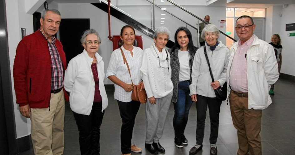 Fotos | Argemiro Idárraga | LA PATRIA Héctor Fabio López Hoyos, Maria Doralba Arias Orozco, María Elena Castaño, Lina María Gómez, Astrid Gaona, María Elvira Escobar y Ángel María Ocampo Cardona. Fotos | Argemiro Idárraga | LA PATRIA Héctor Fabio López Hoyos, Maria Doralba Arias Orozco, María Elena Castaño, Lina María Gómez, Astrid Gaona, María Elvira Escobar y Ángel María Ocampo Cardona.