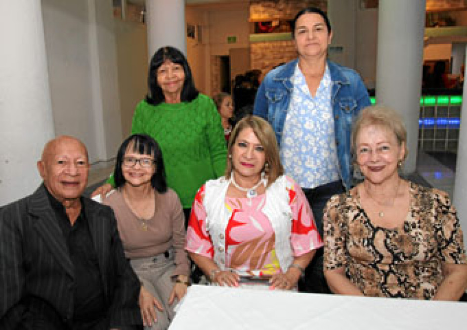 Fotos | Argemiro Idárraga | LA PATRIA Jairo Castro Eusse, Luz Clemencia Castro Buitrago, Blanca Doris Gómez Arias, Estella Buitrago Quintero, Fanny Gómez y Carmenza Ramírez.