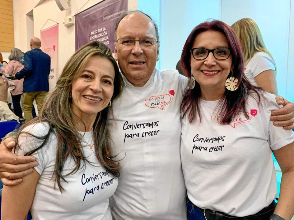 Fotos | Lector | LA PATRIA Liliana Alarcón, Augusto Londoño y Elizabeth Ramírez. Fotos | Lector | LA PATRIA Liliana Alarcón, Augusto Londoño y Elizabeth Ramírez.