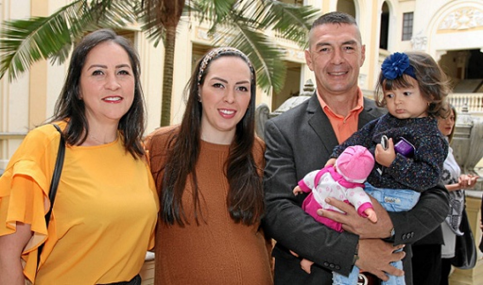 Fotos | Argemiro Idárraga | LA PATRIA María Judith Hernández López, Angie Lorena Tavera Hernández, Juan Ricardo Tavera García y María Antonela Tobón Tavera.