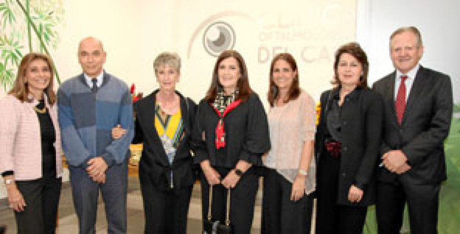 Fotos | Argemiro Idárraga | LA PATRIA María del Socorro Araque, gerente; Juan Germán Osorio, María Fernanda Estrada, Ana María Ángel, Luz Adriana Mejía, Ángela María Toro y Julián Echeverri. Fotos | Argemiro Idárraga | LA PATRIA María del Socorro Araque, gerente; Juan Germán Osorio, María Fernanda Estrada, Ana María Ángel, Luz Adriana Mejía, Ángela María Toro y Julián Echeverri.