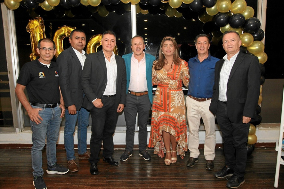 Fotos | Argemiro Idárraga | LA PATRIA Alexánder Castro Vega, Wilfredo Márquez Pérez, Jhon Ervin Rodríguez, Asdruval Montes Osorio, Ángela María López Arias, Álvaro Márquez Martínez y Jorge Mario Gómez. Fotos | Argemiro Idárraga | LA PATRIA Alexánder Castro Vega, Wilfredo Márquez Pérez, Jhon Ervin Rodríguez, Asdruval Montes Osorio, Ángela María López Arias, Álvaro Márquez Martínez y Jorge Mario Gómez.