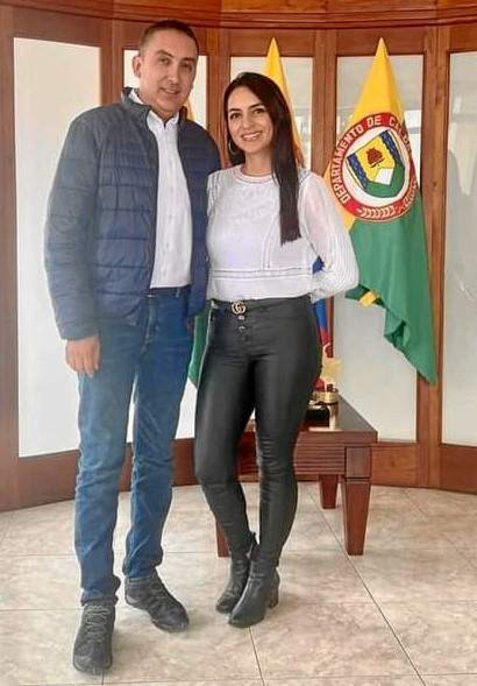 Foto | Lector | LA PATRIA Diana Carolina Arcila Alzate, administradora de empresas y especialista en Alta Gerencia, tomó posesión como nueva secretaria General y de Gobierno de Palestina (Caldas). El alcalde, Mauricio Jaramillo Martínez, y su equipo de trabajo le desean éxitos en este nuevo reto laboral. Foto | Lector | LA PATRIA Diana Carolina Arcila Alzate, administradora de empresas y especialista en Alta Gerencia, tomó posesión como nueva secretaria General y de Gobierno de Palestina (Caldas). El alcalde, Mauricio Jaramillo Martínez, y su equipo de trabajo le desean éxitos en este nuevo reto laboral.