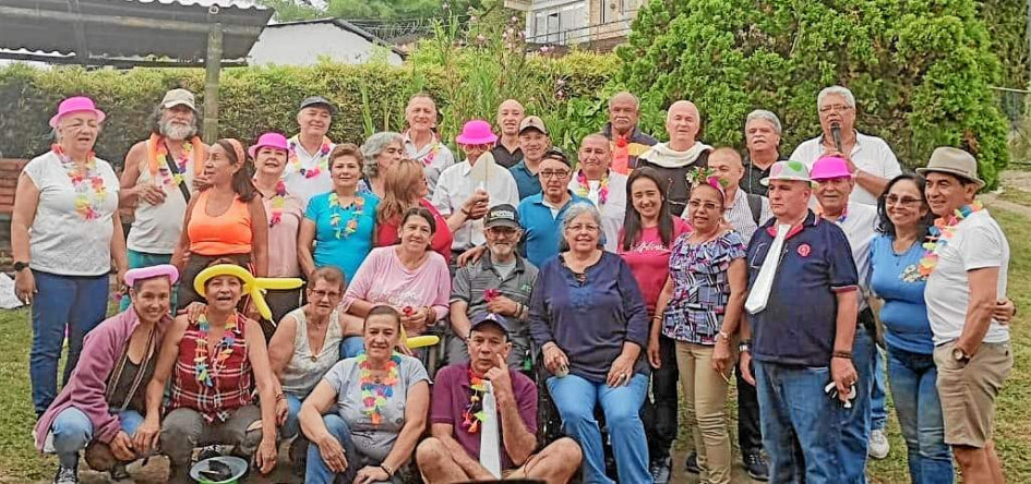 Foto | Lector | LA PATRIA Beatriz Arbeláez, Jorge Durán López, Lucero Bohórquez, Josefina Arenas, Jaime Calderón, Martha Lucía Vélez, Gloria Ramírez, Luz Eneida Agudelo, Darío Augusto Cardona, Juan Bautista Parra, Carlos Trejos, Jhon Jairo Rubio, Manuel Antonio Hurtado, Jimmy Franco, Alberto Mier, Juan Fernando Delgado, Sandra Londoño, Luz María García, Carlos Hernán Herrera, Javier Echavarría, Luis Alfonso Penagos, Hernán Ramírez, Mónica González, Germán Zamora, Alejandra Meza, Claudia Serena Jiménez, Marl