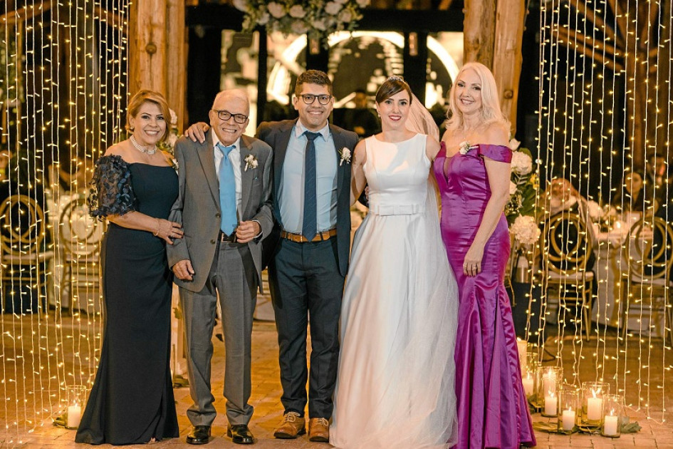 Elizabeth López, Jaime Ramírez, Juan Sebastián Ramírez López, Mirella Nardo y Mónica Nardo. Elizabeth López, Jaime Ramírez, Juan Sebastián Ramírez López, Mirella Nardo y Mónica Nardo.