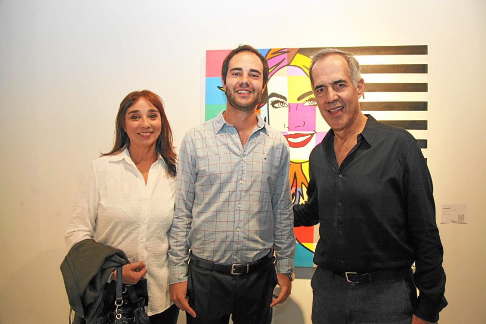 Fotos | Argemiro Idárraga | LA PATRIA El artista Bruno Ángel acompañado de sus padres, Claudia Londoño y Fernando Ángel. Fotos | Argemiro Idárraga | LA PATRIA El artista Bruno Ángel acompañado de sus padres, Claudia Londoño y Fernando Ángel.