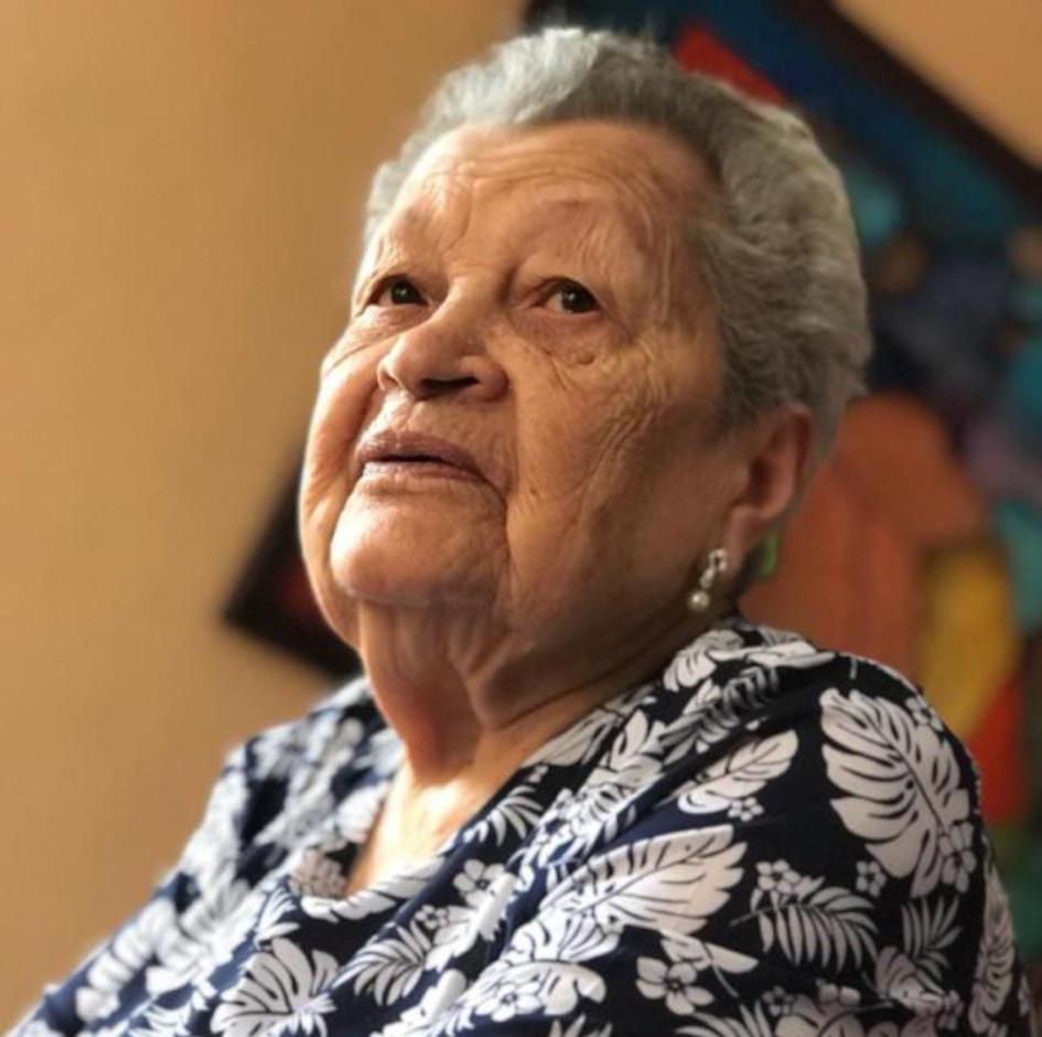 Foto | Cortesía | LA PATRIA Mensaje a Lilia Rico de Cardona de su nieta Manuela Ríos Cardona: "Hoy se cumplen varios días de tu partida y no tengo palabras para describir el vacío abrumador que siento en el pecho. Me pregunto si dimensionaste alguna vez el regalo tan grande que me diste. La música abuela, esa que era tuya y la hiciste nuestra. Me entregaste un tesoro tan sagrado y prometo honrarlo hasta el último día de mi existencia. A mi mami gracias por la vida y a ti, abuela Lilia, gracias por la música