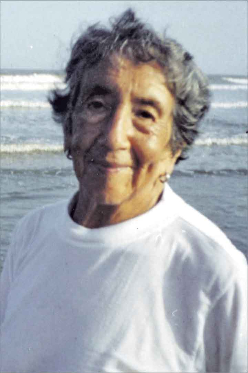 ROSA MARÍA DÁVILA DE PARAMO ROSA MARÍA DÁVILA DE PARAMO