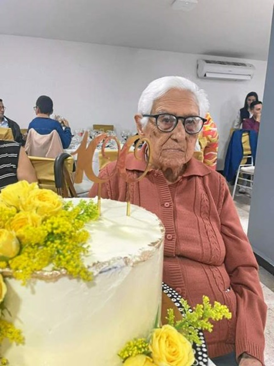 Herminia Martínez de Castellanos.