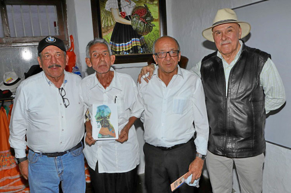 Germán López, Álvaro Maya, Aldemar López y Fernando Macías. Germán López, Álvaro Maya, Aldemar López y Fernando Macías.