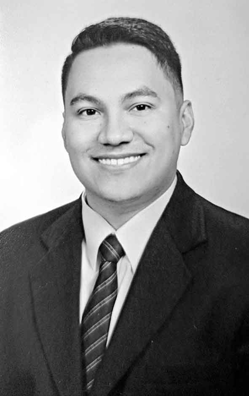 Foto | Cortesía | LA PATRIA Nicolás García Arias obtuvo su título como maestro en música de la Universidad de Caldas. Su familia y amigos le desean muchos éxitos en esta nueva etapa de su vida.