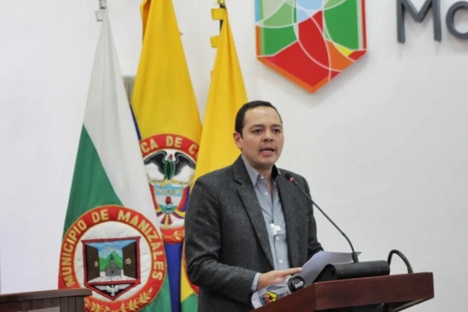 El alcalde de Manizales, Carlos Mario Marín, ayer durante el cierre de sesiones ordinarias el Concejo. El alcalde de Manizales, Carlos Mario Marín, ayer durante el cierre de sesiones ordinarias el Concejo.