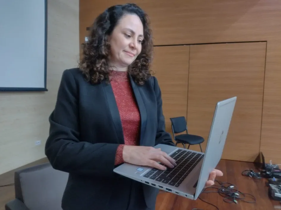 La directora del DANE, Piedad Urdinola, dijo que considera esta como su primera visita a Manizales, pues la primera vez que vino apenas era una niña. La directora del DANE, Piedad Urdinola, dijo que considera esta como su primera visita a Manizales, pues la primera vez que vino apenas era una niña.