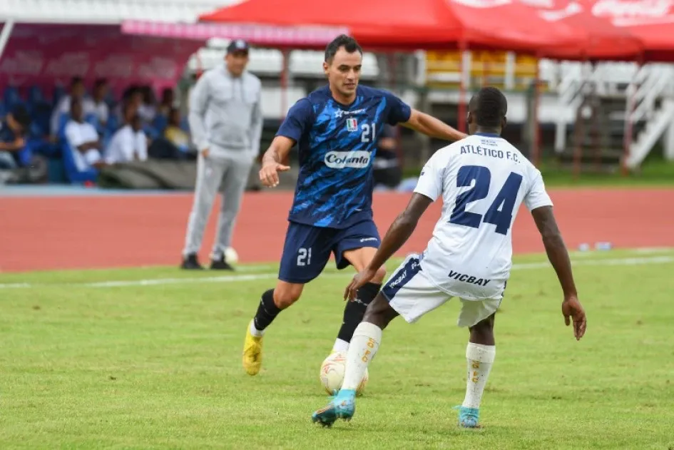 Un empate (3-3) y una derrota (1-3) sumó el Once Caldas el pasado fin de semana en su pretemporada. Un empate (3-3) y una derrota (1-3) sumó el Once Caldas el pasado fin de semana en su pretemporada.