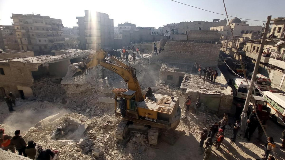 Las autoridades sirias atribuyeron el colapso a &quot;una filtración de agua en los cimientos del edificio&quot;.