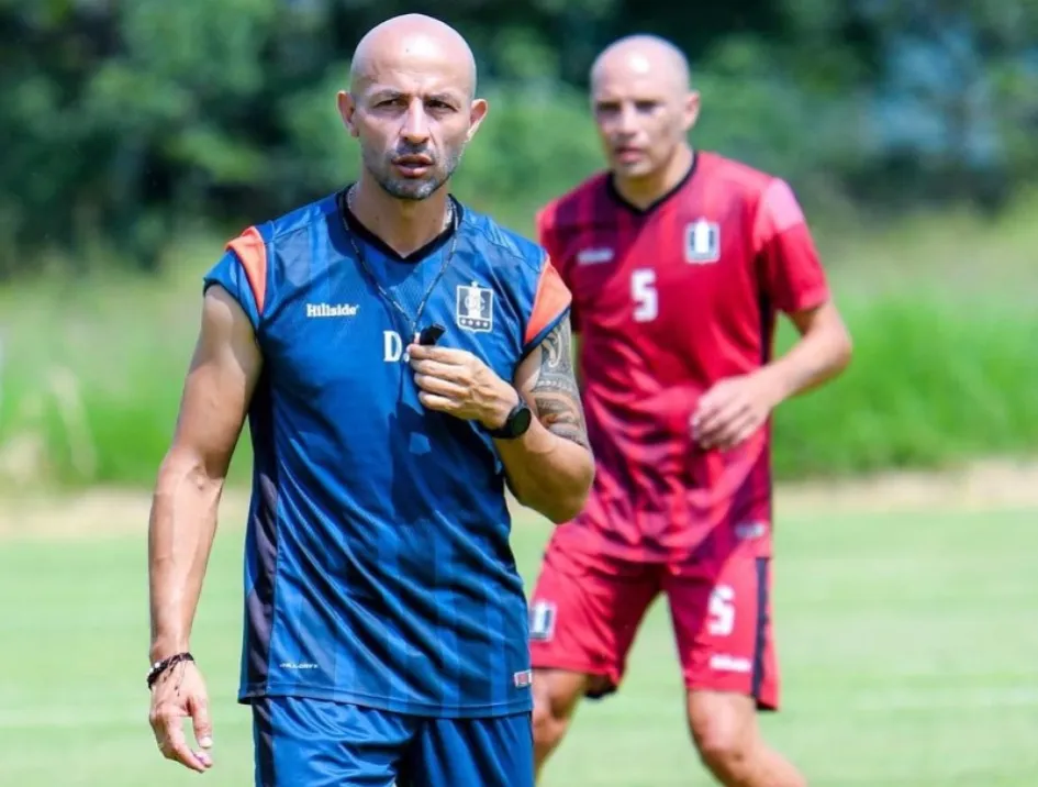 Elkin Soto, técnico del Once Caldas. Hoy visitan al Bucaramanga. Once Caldas