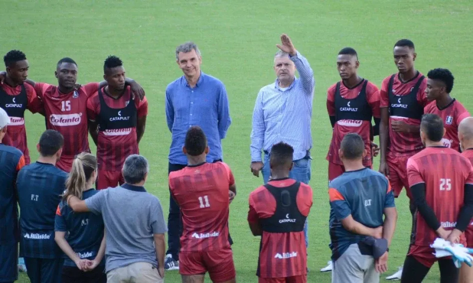 Ocho eliminaciones seguidas y el riesgo del descenso, los retos para los dueños y técnicos del Once Caldas. Once Caldas