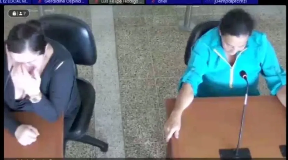Olga Lucía Galeano Ríos y Amparo Londoño. Olga Lucía Galeano Ríos y Amparo Londoño.