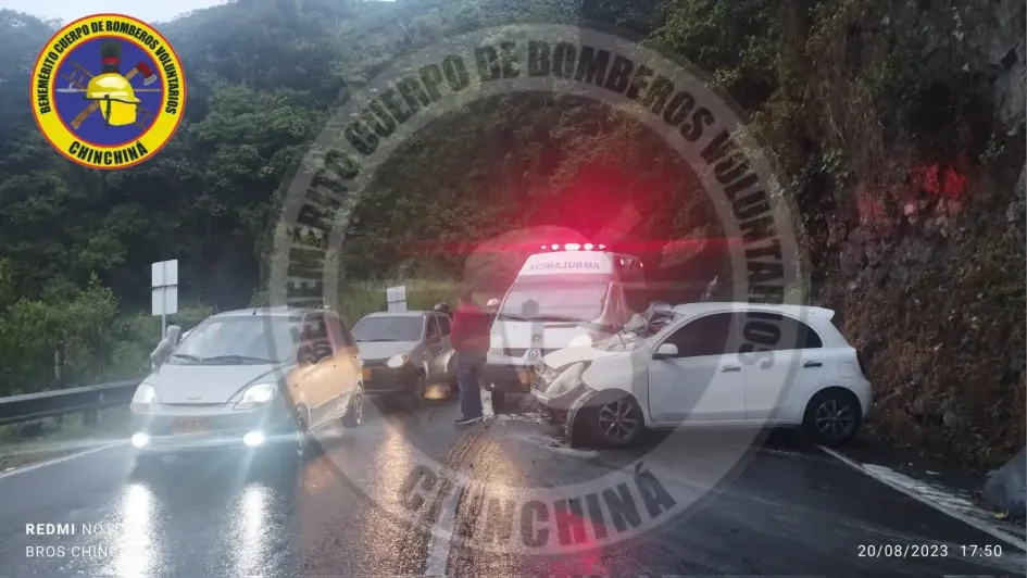 En el kilómetro 18+950 se presentó el accidente. En el kilómetro 18+950 se presentó el accidente.