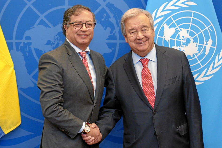 El presidente colombiano, Gustavo Petro, sostuvo un encuentro privado con el secretario general de la ONU, António Guterres, previo a la plenaria de 78ª Asamblea General de las Naciones Unidas, en el que hablaron de los procesos de paz en Colombia, medioambiente y crisis climática.