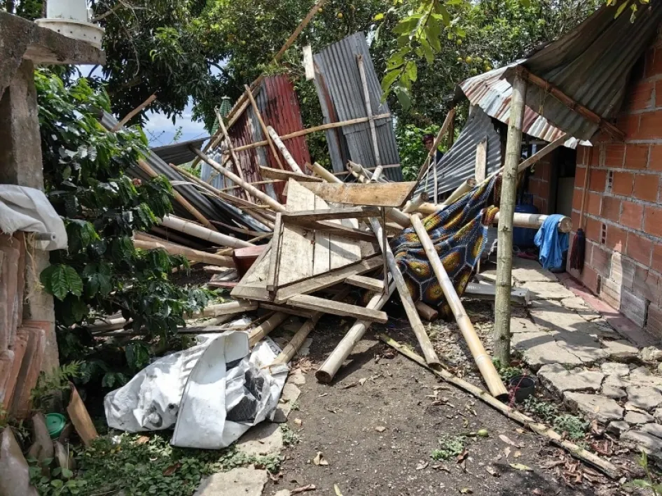 Así quedó una casa luego del aguacero del viernes en Filadelfia (Caldas). Afectación de casas por vendavales en Filadelfia
