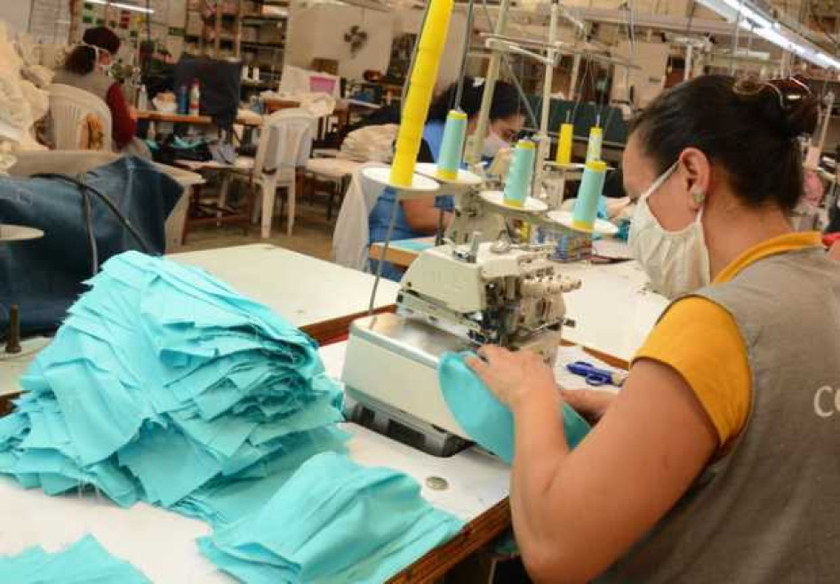 Producción manufacturera La "industria manufacturera presentó una variación negativa de 7,2%", dijo el DANE en un comunicado.