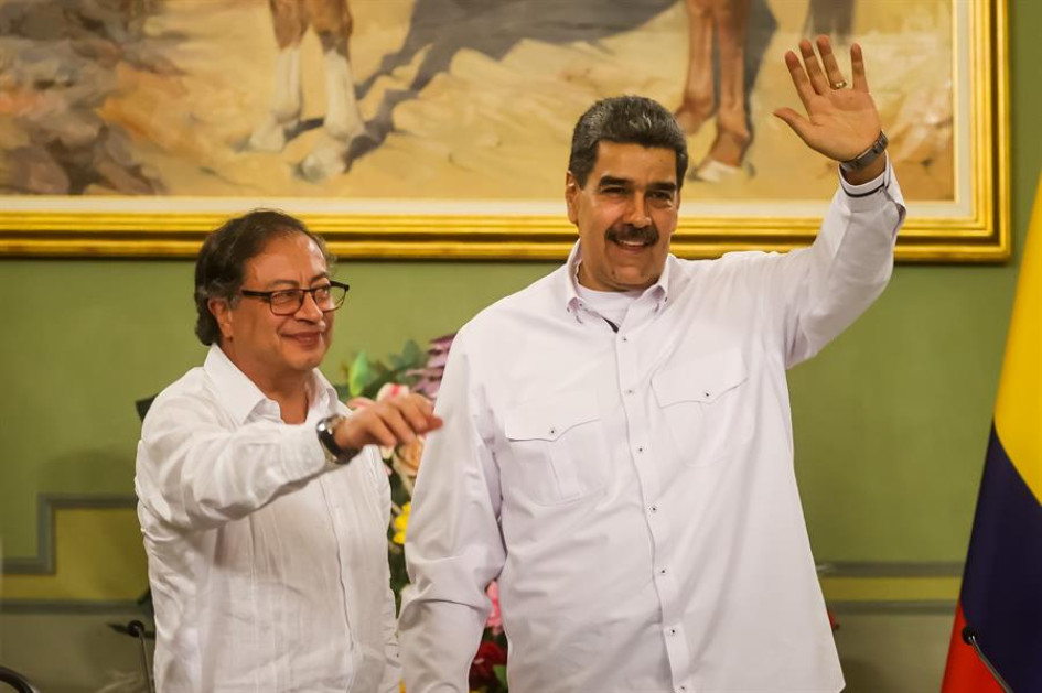 Gustavo Petro y Nicolás Maduro. Gustavo Petro y Nicolás Maduro.
