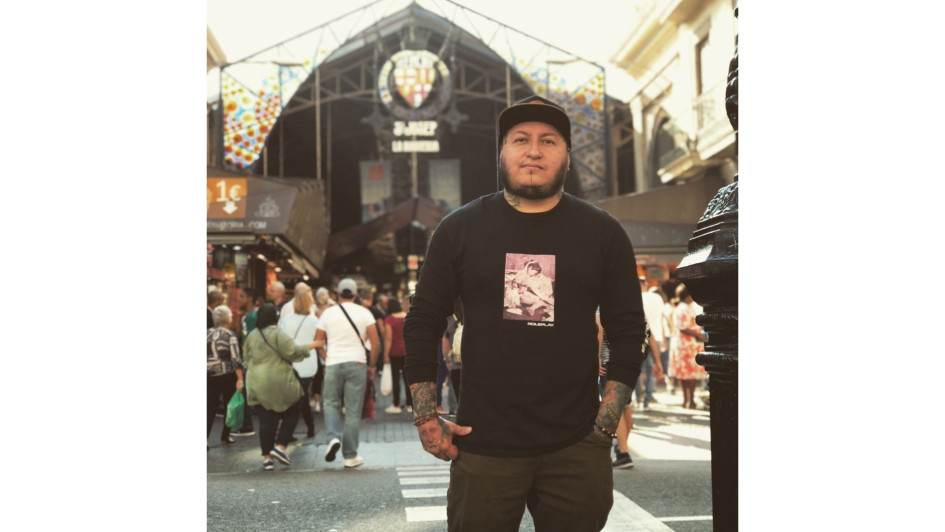 Juan Pablo Quintero, Pajo, tatuador manizaleño. Residente en Medellín. Juan Pablo Quintero, Pajo, tatuador manizaleño. Residente en Medellín.