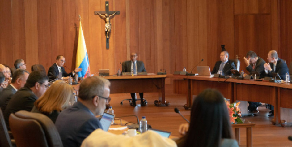 En la Corte Suprema de Justicia no se ponen de acuerdo para elegir a la próxima fiscal. En la foto, el informe de gestión rendido en febrero por el fiscal general saliente, Francisco Barbosa.