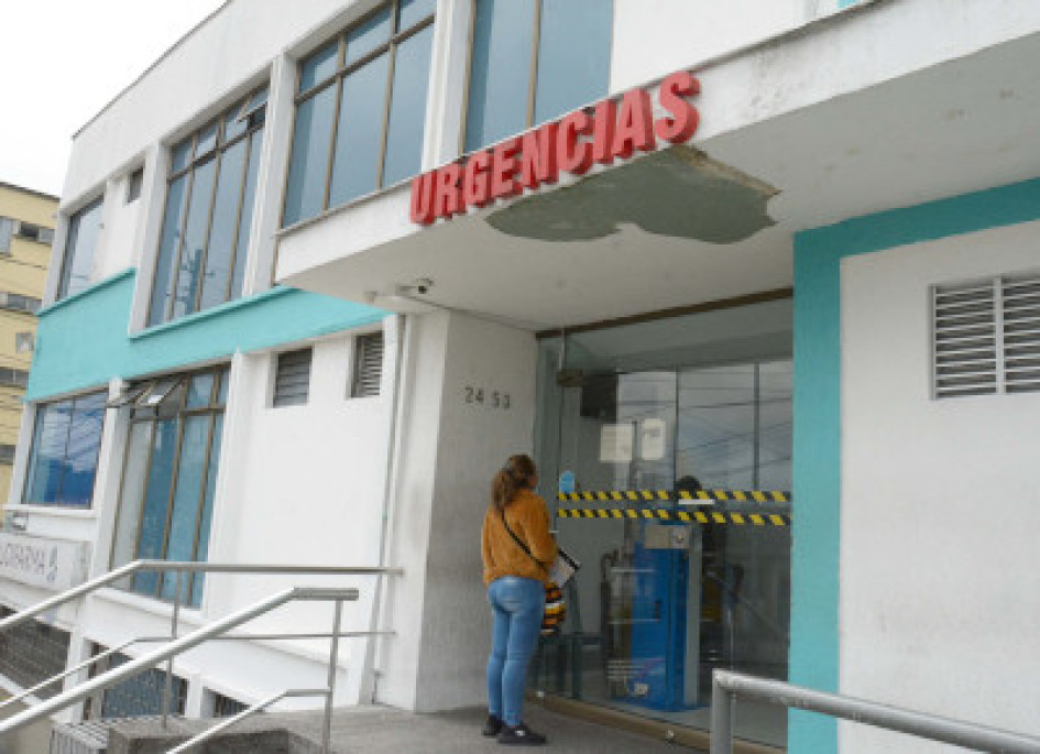 La Clínica Ospedale enfrenta hoy un señalamiento por demora en la asignación de citas especializadas.