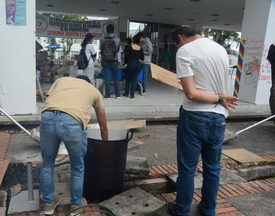 Desde el martes los trabajadores de la Universidad Nacional sede Manizales se declararon en asamblea permanente. 
