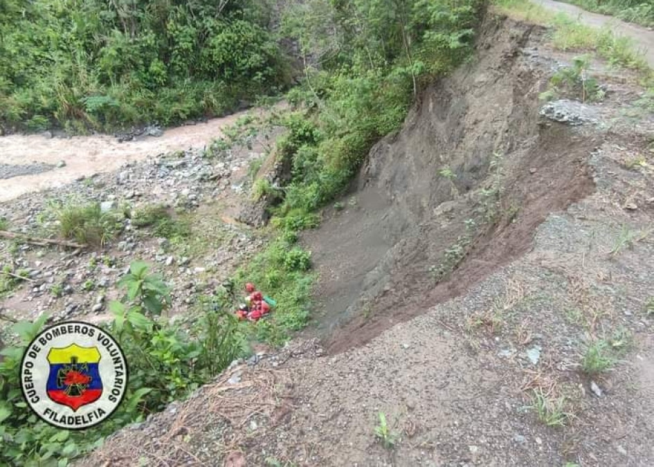 Este es el abismo al que cayó el motociclista en Filadelfia (Caldas).  Este es el abismo al que cayó el motociclista en Filadelfia (Caldas).