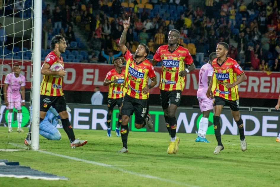 Deportivo Pereira ganó con gol de Yesus Cabrera después de una jugada entre Darwin Quintero y Ewil Murillo Deportivo Pereira ganó con gol de Yesus Cabrera después de una jugada entre Darwin Quintero y Ewil Murillo