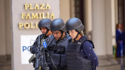Capturan en El Salvador a colombiana vinculada en asesinato de fiscal Pecci