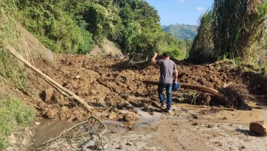 Vías del norte de Caldas siguen afectadas por las lluvias