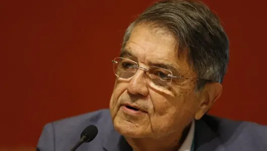Escritor nicaragüense Sergio Ramírez acepta recibir nacionalidad ecuatoriana