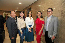 Fotos/Argemiro Idárraga/LA PATRIA Dohor Edwin Varón, Marcela León Herrera, Marcela Peña, Lilian Marín y Daniel Restrepo Álvarez.