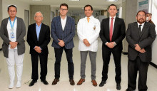 Paula Moreno Echeverri, enfermera; Julio Enrique Castellanos, cardiólogo; José Fernando Zuluaga Rojas, cardiólogo; Juan Felipe Valencia Ríos, director científico del SES; Julián David Gaviria, líder de Contratación del SES; y José Felipe Grajales, subgerente hospitalario Clínica San Marcel. Paula Moreno Echeverri, enfermera; Julio Enrique Castellanos, cardiólogo; José Fernando Zuluaga Rojas, cardiólogo; Juan Felipe Valencia Ríos, director científico del SES; Julián David Gaviria, líder de Contratación del SES; y José Felipe Grajales, subgerente hospitalario Clínica San Marcel.