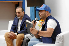 William Ospina es autor de varios libros como: El país de la canela, En busca de la Colombia perdida, Mi viaje al infierno y Guayacanal, entre otros, estuvo en el conversatorio acompañado de Juan Carlos Acevedo, poeta caldense. William Ospina es autor de varios libros como: El país de la canela, En busca de la Colombia perdida, Mi viaje al infierno y Guayacanal, entre otros, estuvo en el conversatorio acompañado de Juan Carlos Acevedo, poeta caldense.