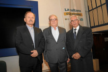Roy Estrada Chavarriaga, Gonzalo Duque Escobar y José Germán Hoyos. Roy Estrada Chavarriaga, Gonzalo Duque Escobar y José Germán Hoyos.