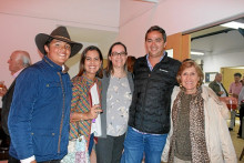 Juan Simón Londoño, Natalia Succar, Clara Parra, Juan Alberto Londoño y Gloria Suárez de Barbero.