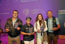 Fotos | Argemiro Idárraga | LA PATRIA Reconocimientos 100 años Lotería se Manizales. Cesar Augusto Zapata, María González, Beatriz Elena Valencia y Carlos Alberto Restrepo.