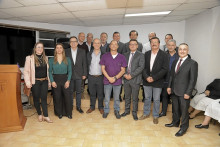 Fotos | Cortesía | LA PATRIA Médicos y especialistas de la Clínica de La Presentación. En la primera fila: Alejandra Palacio, Diana Obando, Juan Carlos Gallego, Andrés Trujillo, Jorge Zuluaga, Lenis Barreto, Luis Fernando Pérez, Álvaro Gómez y Luis Evelio García. En la segunda fila: Ricardo Díaz, Luis Fernando Borrero, Alfredo Posada, Jorge Hernán Cabra, Juan Carlos Correal, Jorge Iván Marín y Carlos Arturo Hoyos.