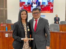 Lina María Ramírez, directora de la Cámara de Comercio, y el concejal César Díaz.